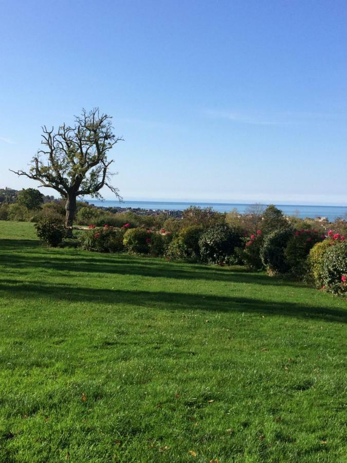 Les Champs Rabats Bed & Breakfast Villers-sur-Mer Exterior photo
